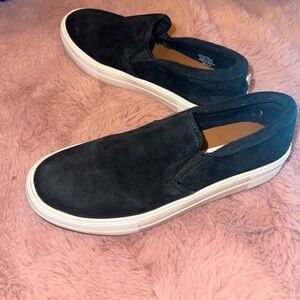 Steve Madden Gills black leather slip on loafer flat sneaker 6M contemporary